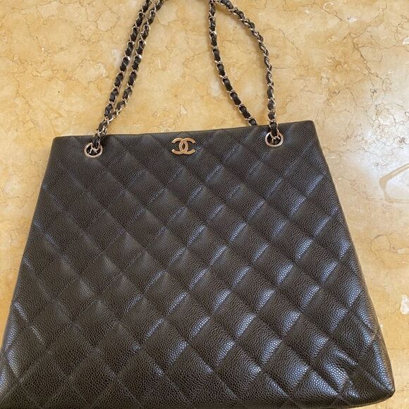 EUC Vintage CHANEL Black Bag with Silver Hardware - Picture 5 of 15